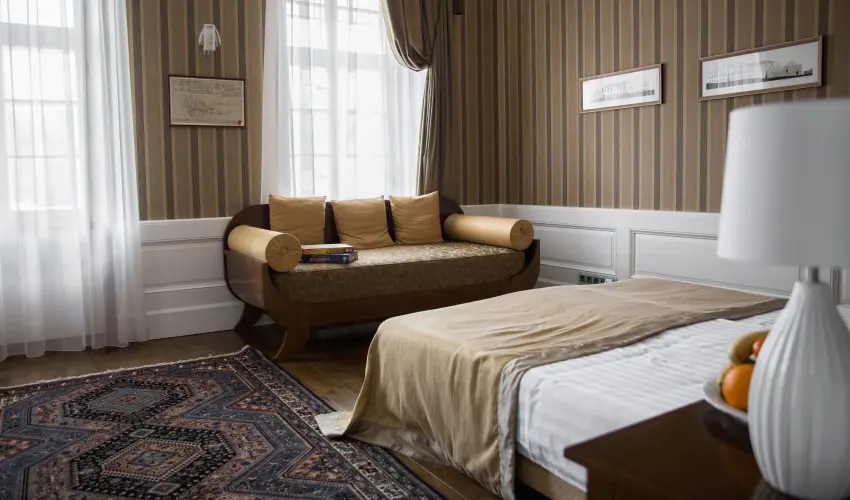 Erzsbet Nagy Szlloda Paks - Karcsonyi csomagajnlat (min. 2 j)