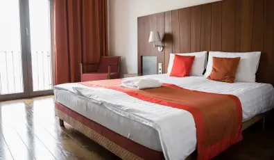 Erzsbet Nagy Szlloda Paks