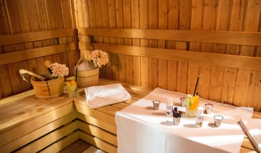 Erzsbet Nagy Szlloda Paks - Karcsonyi csomagajnlat (min. 2 j)