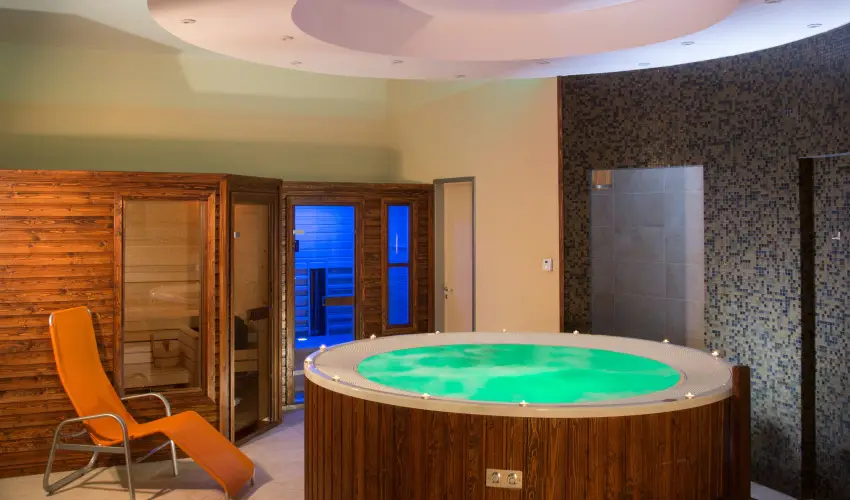 Erzsbet Kirlyn Szlloda Gdll - Karcsony 