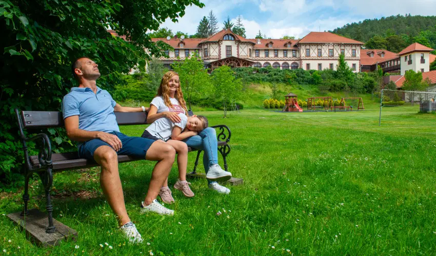 Erzsbet Park Hotel Pardfrd - Karcsony (min. 3 j)