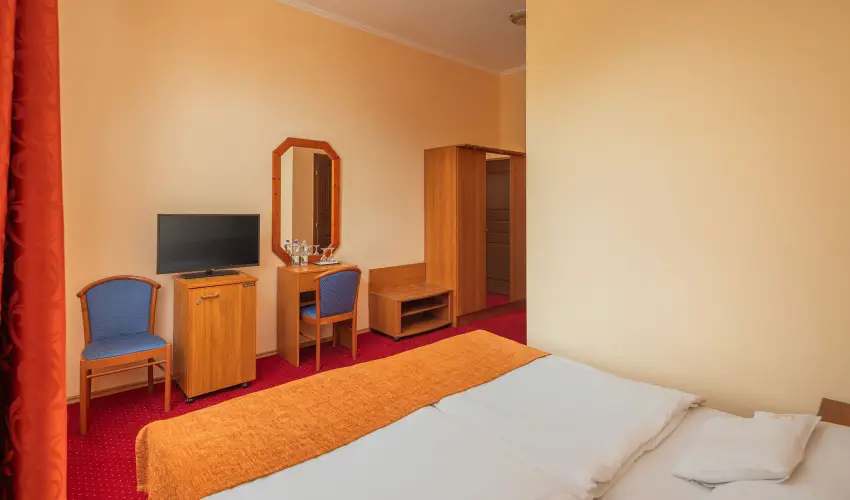 Erzsbet Park Hotel Pardfrd - Karcsony (min. 3 j)