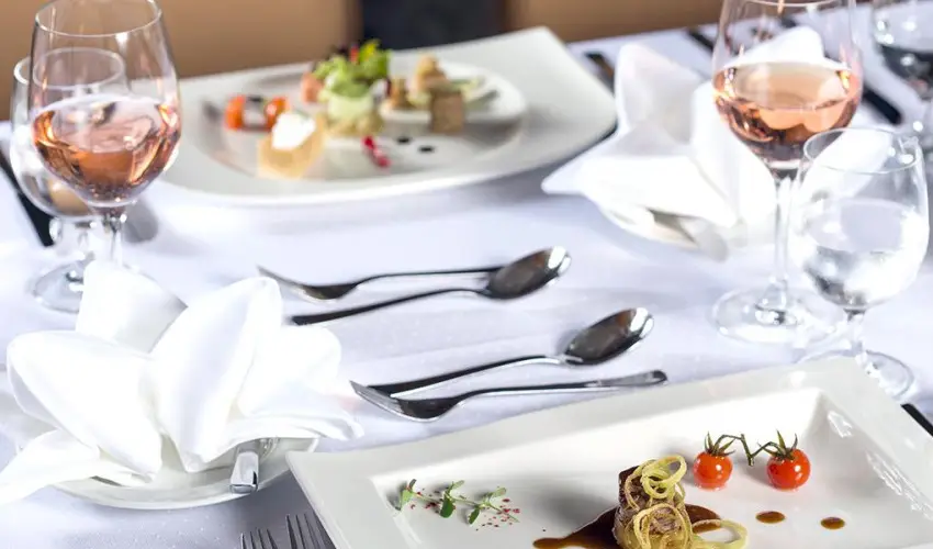 ETO Park Hotel**** Superior Business & Stadium Gyr - Karcsony