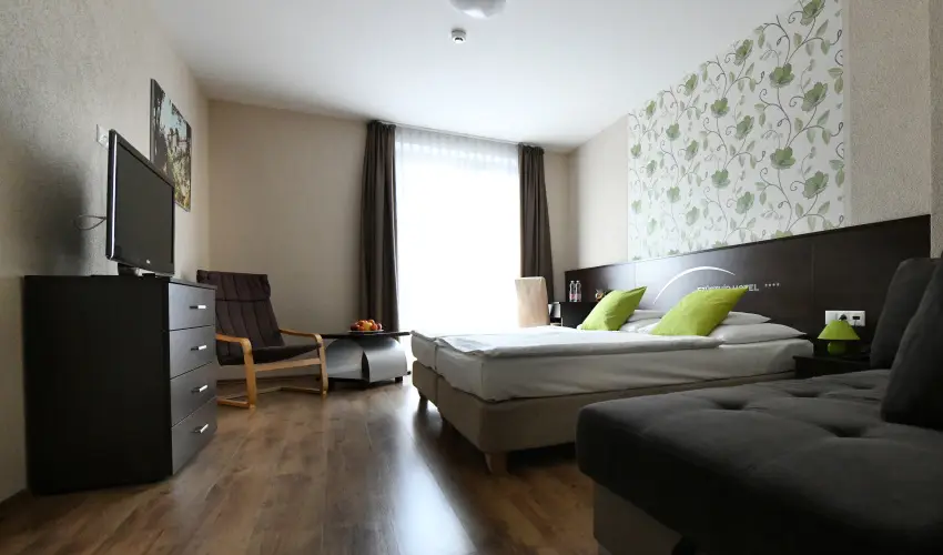 Ezsthd Hotel Veszprm - Karcsony