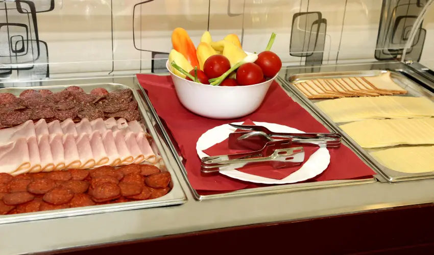 Ezsthd Hotel Veszprm - Karcsony