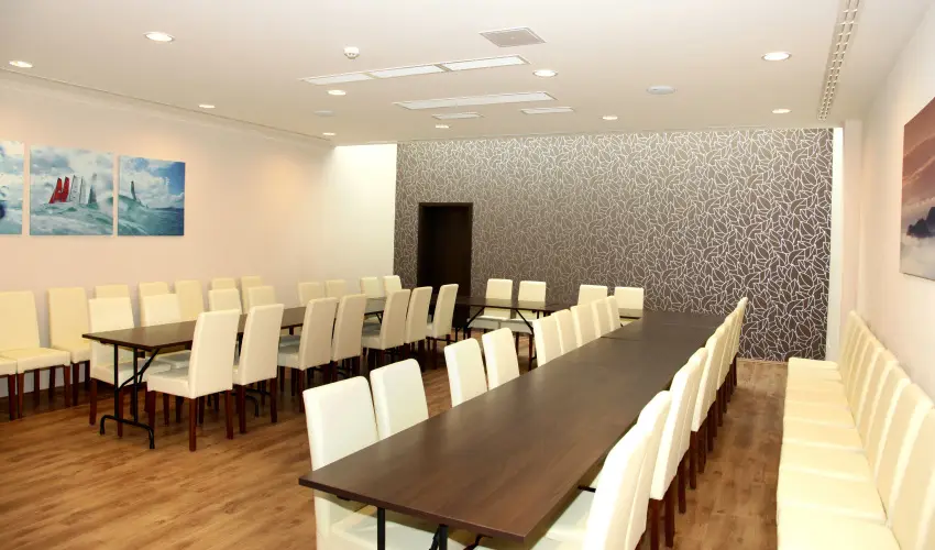 Ezsthd Hotel Veszprm - Karcsony