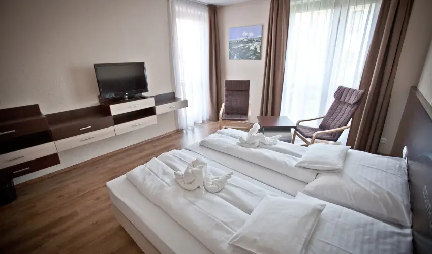 Ezsthd Hotel Veszprm - Karcsony