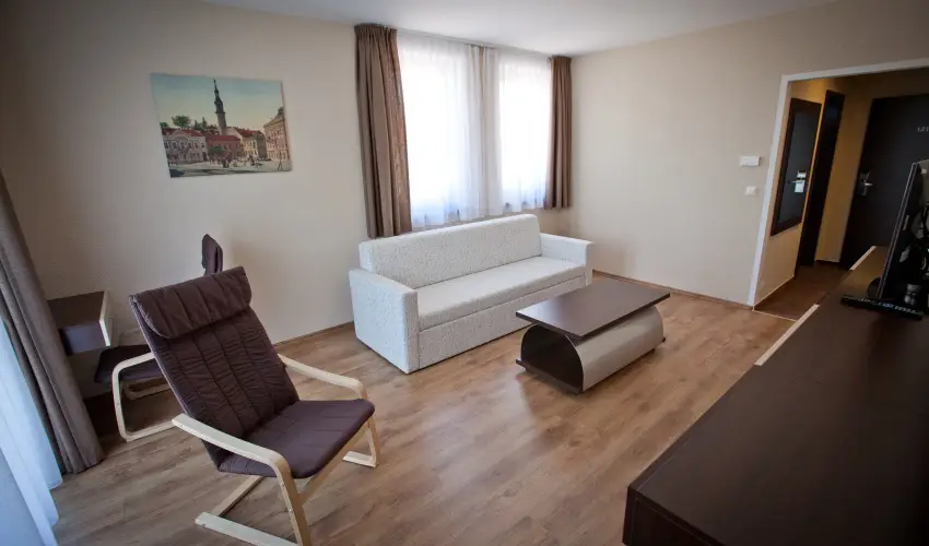 Ezsthd Hotel Veszprm - Karcsony