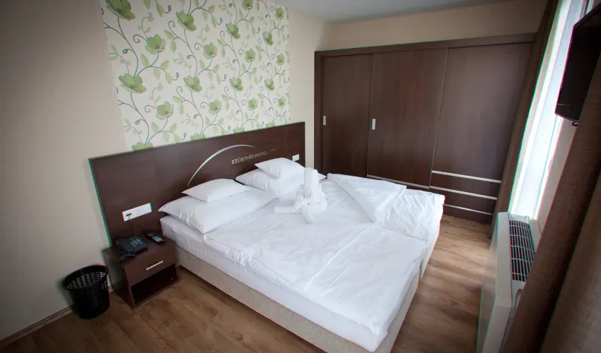 Ezsthd Hotel Veszprm - Karcsony