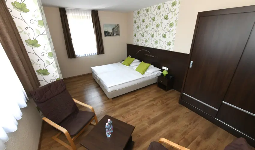 Ezsthd Hotel Veszprm - Karcsony