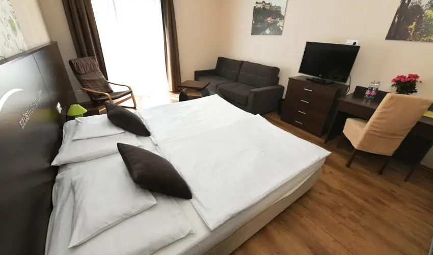 Ezsthd Hotel Veszprm - Karcsony