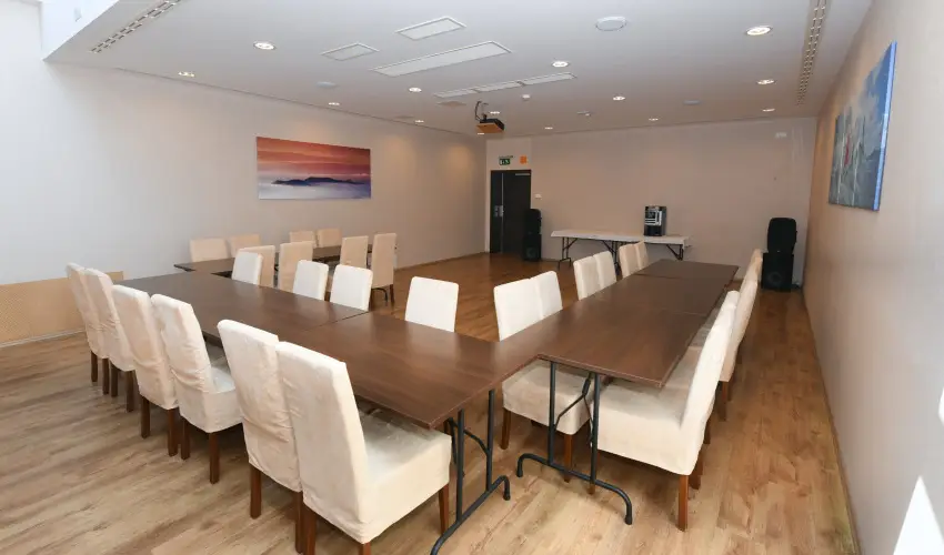 Ezsthd Hotel Veszprm - Karcsony