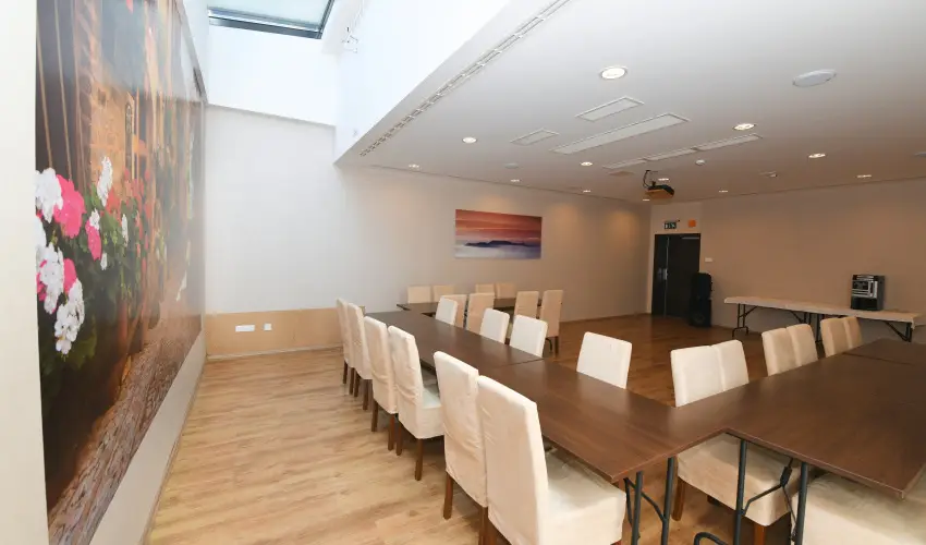 Ezsthd Hotel Veszprm - Karcsony