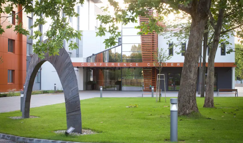 Four Points by Sheraton Kecskemt Hotel & Konferenciakzpont Kecskemt - Karcsony (min. 2 j)