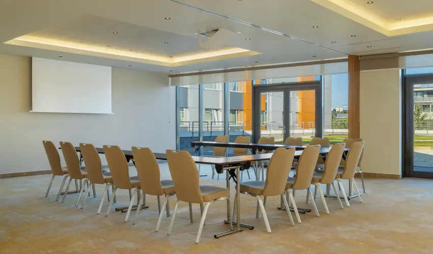 Four Points by Sheraton Kecskemt Hotel & Konferenciakzpont Kecskemt - Karcsony (min. 2 j)