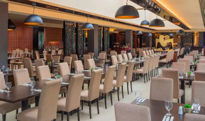 Four Points by Sheraton Kecskem�t Hotel & Konferenciak�zpont Kecskem�t - Kar�csony