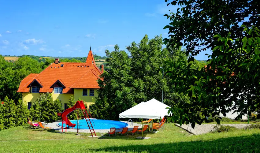 Fried Kast�ly Hotel Simontornya - Kar�csony (min. 2 �j)