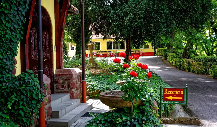 Fried Kast�ly Hotel Simontornya - Kar�csony (min. 2 �j)