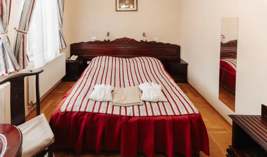 Fried Kast�ly Hotel Simontornya - Kar�csony (min. 2 �j)