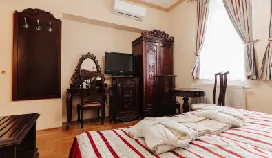 Fried Kast�ly Hotel Simontornya