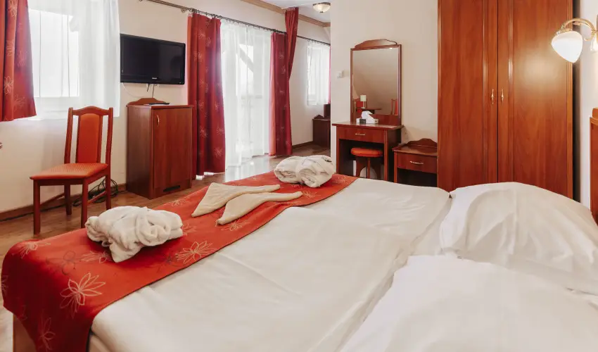 Fried Kast�ly Hotel Simontornya - Kar�csony (min. 2 �j)