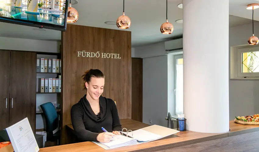 F�rd� Hotel Zalakaros - Kar�csony (min. 2 �j)