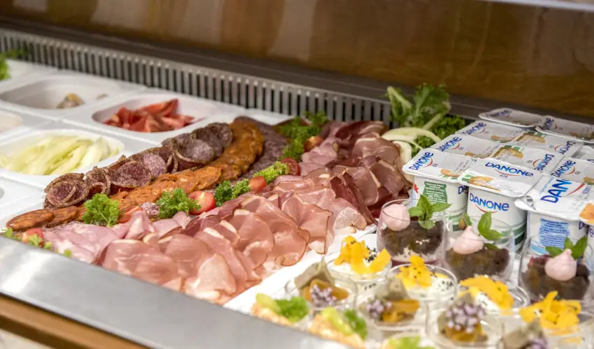 Garden Hotel Wellness & Konferencia Szolnok - Karcsony