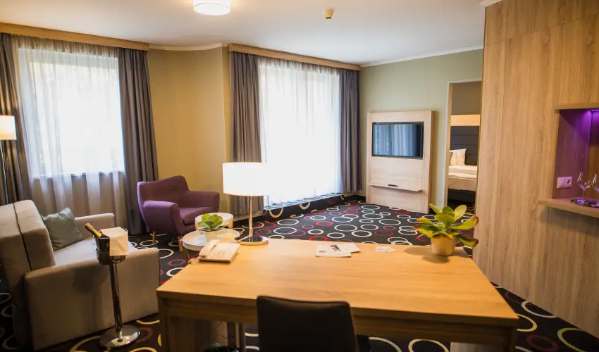 Garden Hotel Wellness & Konferencia Szolnok - Karcsony