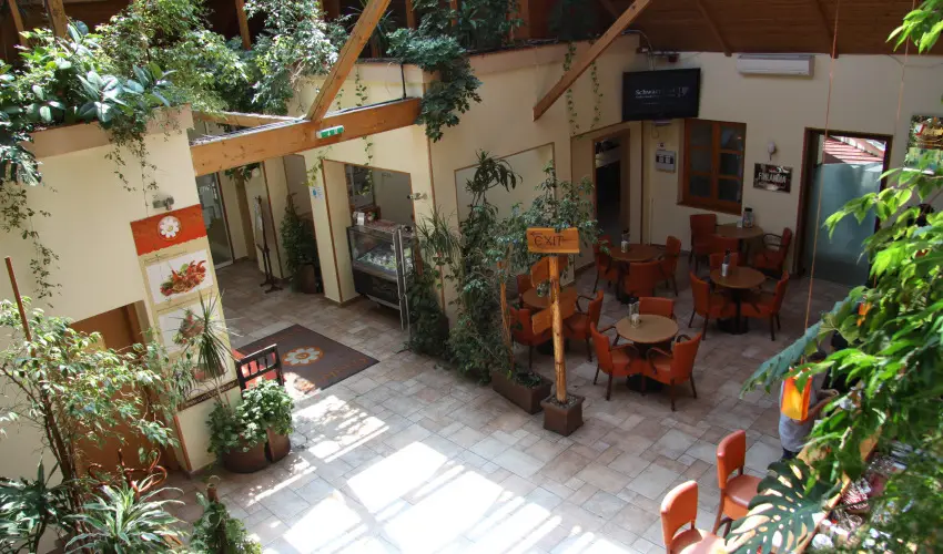 Gastland M0 Hotel Szigetszentmikls - Karcsony 