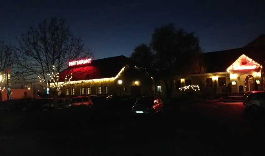 Gastland M0 Hotel Szigetszentmikls - Karcsony 