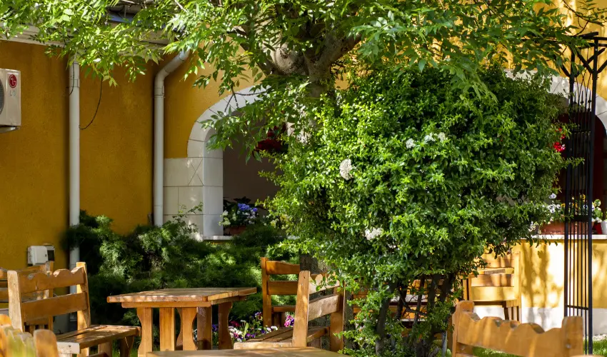 Gastland M0 Hotel Szigetszentmikls - Karcsony 