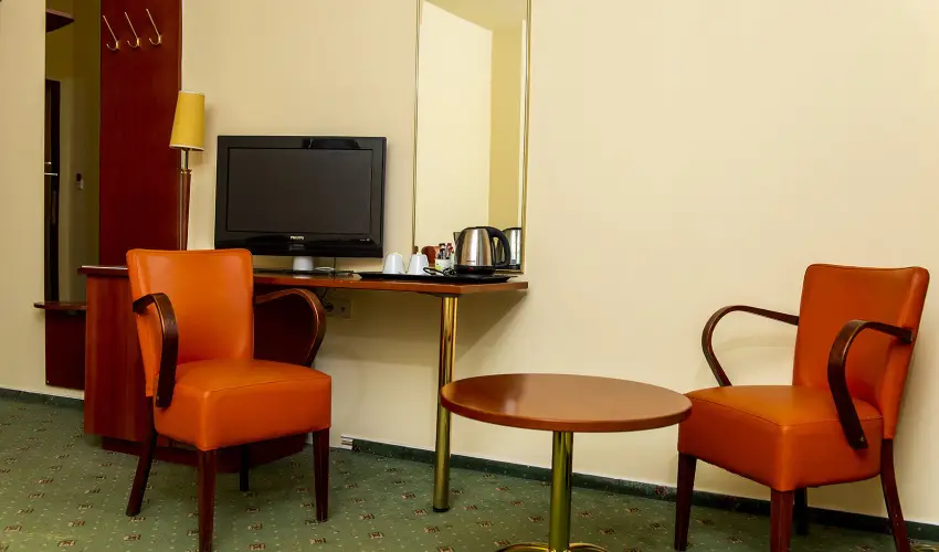 Gastland M0 Hotel Szigetszentmikls - Karcsony 