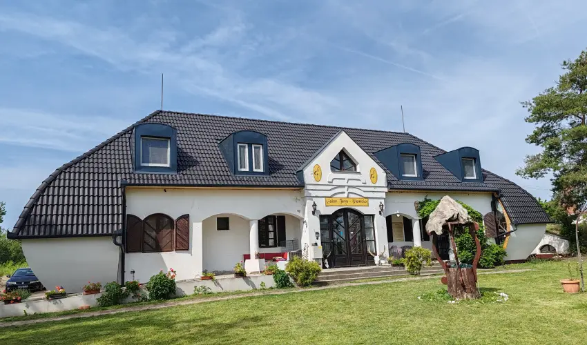 Gedeon Tanya-Panzi Jakabszlls - Karcsony