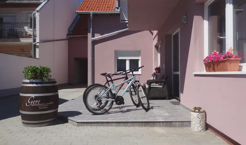 Gere Art & Exclusive Apartman Harkny - Karcsony (min. 3 j)