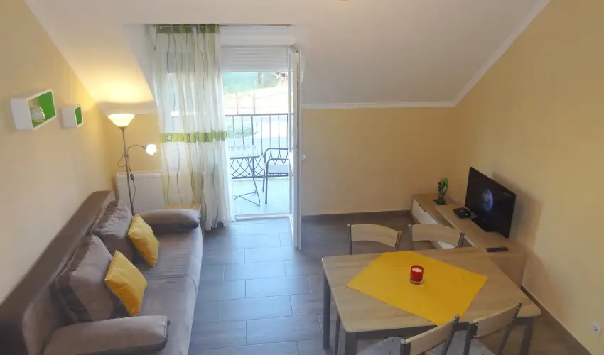 Gere Art & Exclusive Apartman Harkny - Karcsony (min. 3 j)