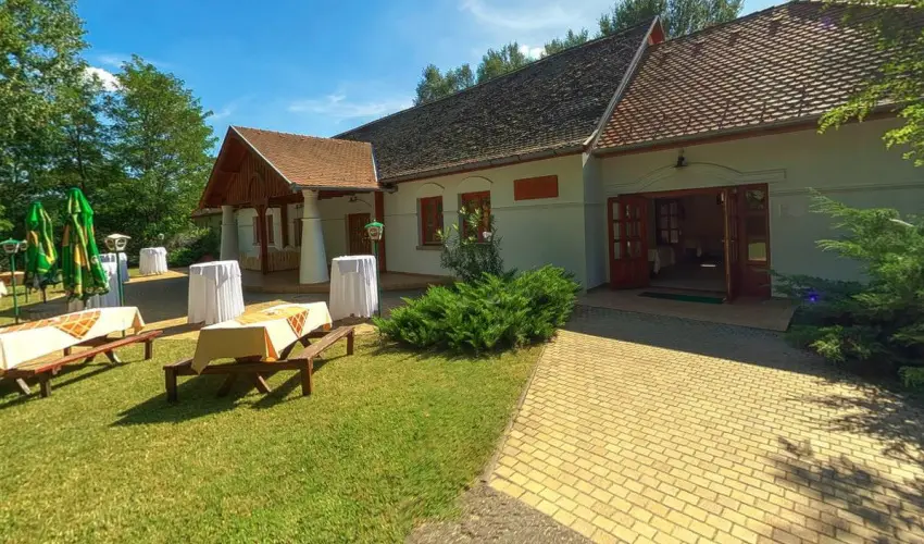 Geréby Kúria Hotel és Lovasudvar Lajosmizse - Karácsony