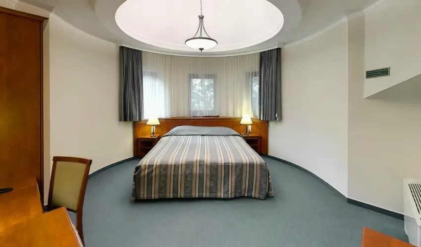 Geréby Kúria Hotel és Lovasudvar Lajosmizse - Karácsony