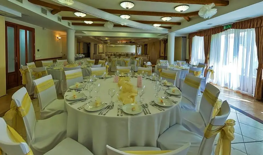 Geréby Kúria Hotel és Lovasudvar Lajosmizse - Karácsony