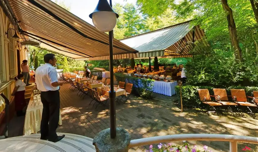 Geréby Kúria Hotel és Lovasudvar Lajosmizse - Karácsony