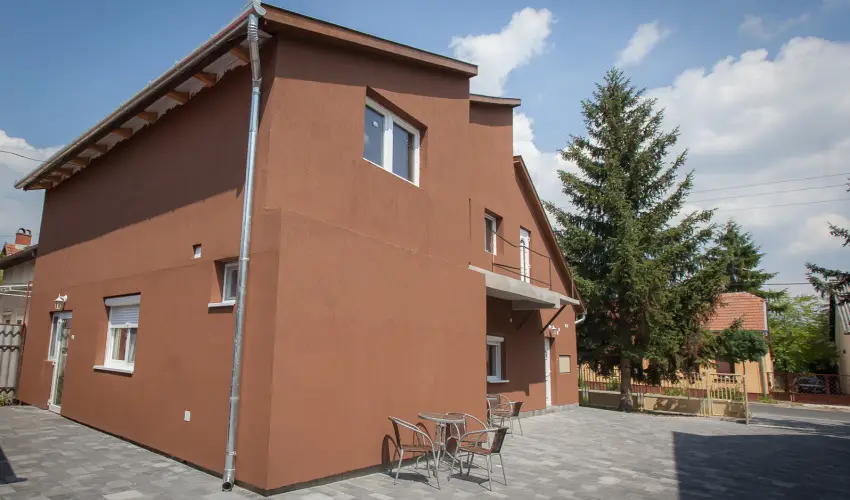 Gesztenys Vendghz Gyula - Karcsony