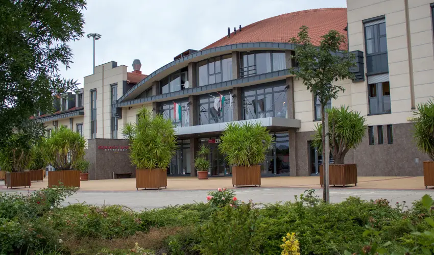 Gokart Hotel Kecskemt - Karcsony (min. 2 j)