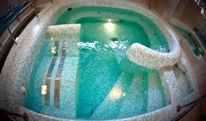 Granada Konferencia Wellness és Sport Hotel Kecskemét - Karácsony