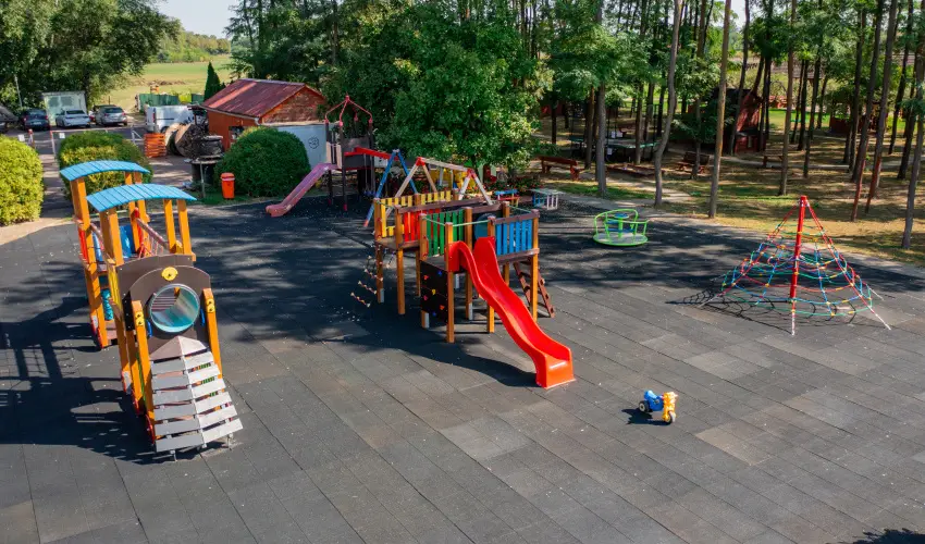 Granada Konferencia Wellness és Sport Hotel Kecskemét - Karácsony