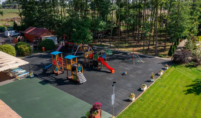 Granada Konferencia Wellness és Sport Hotel Kecskemét - Karácsony