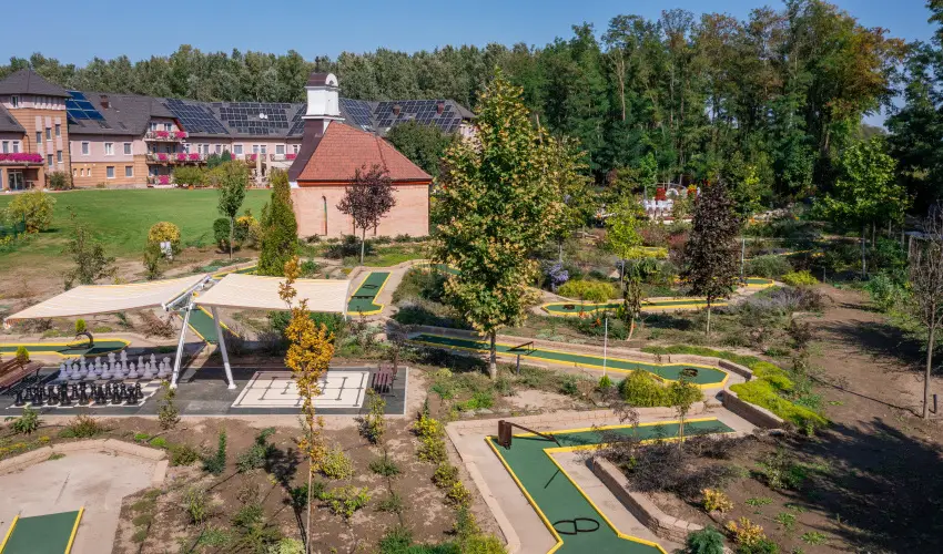 Granada Konferencia Wellness és Sport Hotel Kecskemét - Karácsony