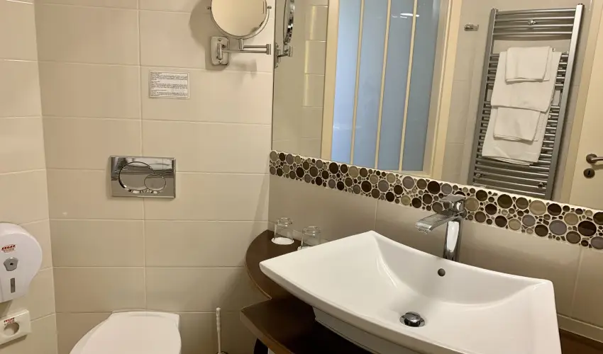 Granada Konferencia Wellness és Sport Hotel Kecskemét - Karácsony