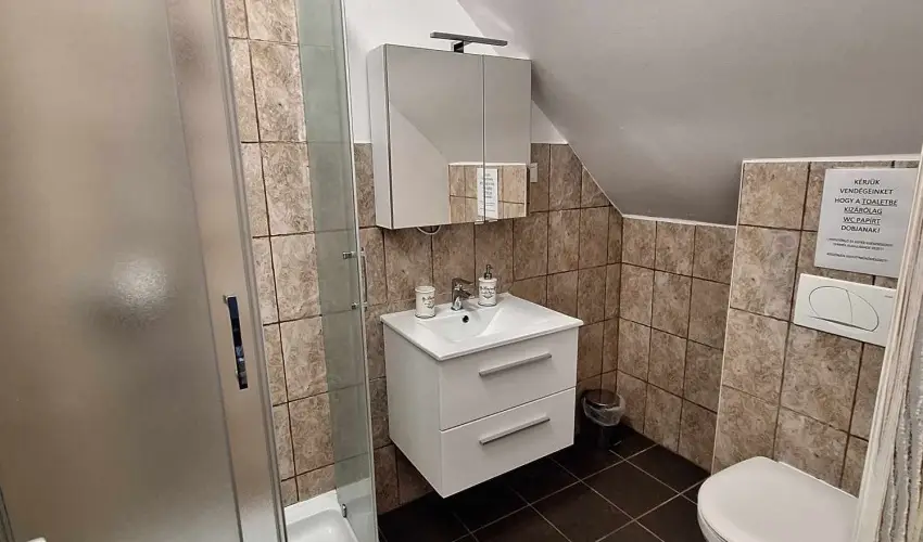 Gyulavez�r Lovasbirodalma Panzi�  Gyulakeszi - Kar�csony (min. 2 �j)