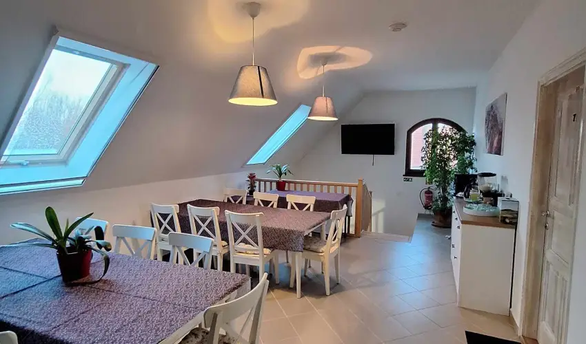 Gyulavez�r Lovasbirodalma Panzi�  Gyulakeszi - Kar�csony (min. 2 �j)