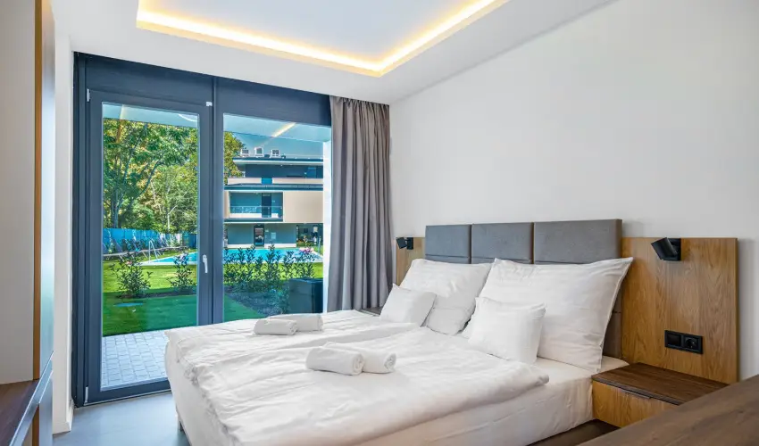 H55 Balatonlelle Apartmanhzak Balatonlelle - Karcsony (min. 2 j)