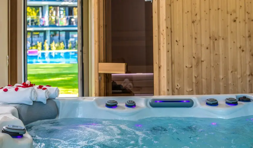 H55 Balatonlelle Apartmanhzak Balatonlelle - Karcsony (min. 2 j)